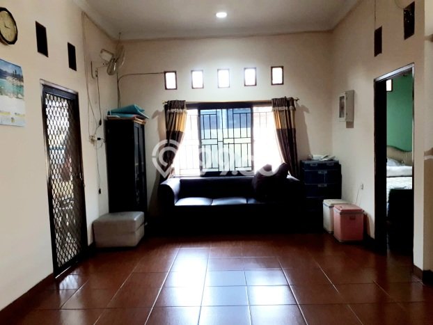 Hunian Mewah Dijual LT 228m2 di Pesanggrahan, Jakarta Selatan Hunian Mewah Dijual LT 228m2 di Pesanggrahan, Jakarta Selatan