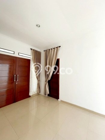Sewa Rumah Murah di Bintaro Tangerang Selatan dengan 4 Kamar Tidur Sewa Rumah Murah di Bintaro Tangerang Selatan dengan 4 Kamar Tidur