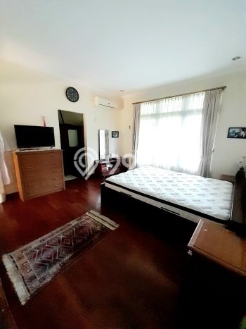 Rumah Elit Modern Siap Huni di Bintaro Tangerang Selatan Rumah Elit Modern Siap Huni di Bintaro Tangerang Selatan