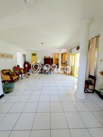 Ready to Use! Luxury House LT 528m2 Desain Elegan di Bintaro Ready to Use! Luxury House LT 528m2 Desain Elegan di Bintaro