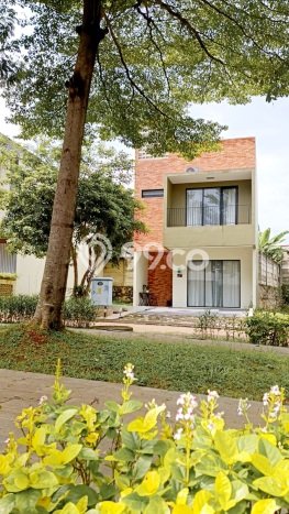 For Sale Hunian Rumah Nyaman 4 Kamar di Bintaro, Tangerang Selatan For Sale Hunian Rumah Nyaman 4 Kamar di Bintaro, Tangerang Selatan