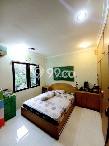 Jual Rumah Luas Megah Dengan View Cantik di Bintaro, Tangerang Selatan Jual Rumah Luas Megah Dengan View Cantik di Bintaro, Tangerang Selatan