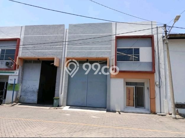 Gudang Dijual di Surabaya LT 282m2 & LB 180m2 Lokasi Terbaik! Gudang Dijual di Surabaya LT 282m2 & LB 180m2 Lokasi Terbaik!