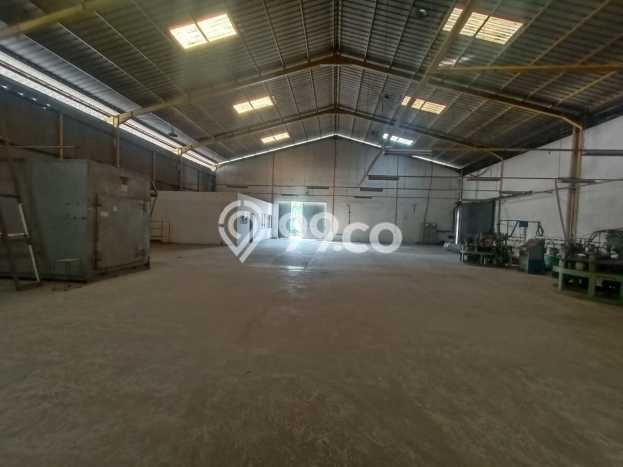 Gudang Kawasan Kopo, Luas 2200m², Lokasi Premium Gudang Kawasan Kopo, Luas 2200m², Lokasi Premium