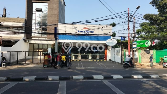 Untuk Dijual Ruko di Kebayoran Lama Jakarta Selatan LT 424m2 / LB 500m2 Untuk Dijual Ruko di Kebayoran Lama Jakarta Selatan LT 424m2 / LB 500m2