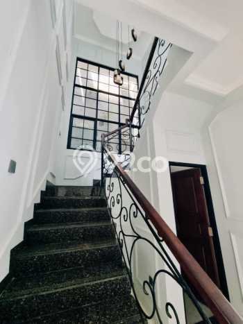 For Sale! Premium House LT 180m2 Desain Elegan di BSD For Sale! Premium House LT 180m2 Desain Elegan di BSD