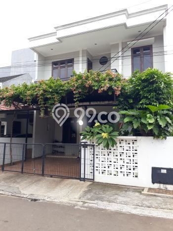 Rumah Elit LB 200m2 Siap Pakai Desain Elegan di BSD City, Tangerang Rumah Elit LB 200m2 Siap Pakai Desain Elegan di BSD City, Tangerang