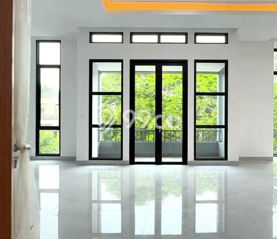 Rumah Mewah LB 352m2 Siap Pakai Desain Elegan di BSD Delatinos, Tangerang Rumah Mewah LB 352m2 Siap Pakai Desain Elegan di BSD Delatinos, Tangerang