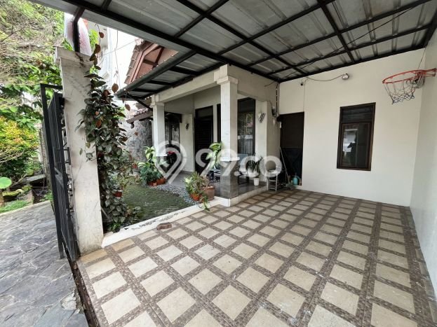 For Sale Hunian Rumah Terawat 4 Kamar di Serpong Villa Melati Mas, Tangerang Selatan For Sale Hunian Rumah Terawat 4 Kamar di Serpong Villa Melati Mas, Tangerang Selatan