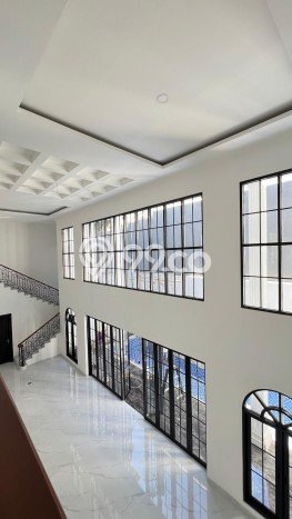 Dijual Rumah Luas Megah Dengan View Eksklusif di Bintaro, Tangerang Selatan Dijual Rumah Luas Megah Dengan View Eksklusif di Bintaro, Tangerang Selatan