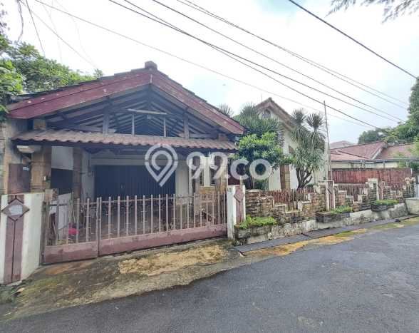Rumah Mewah LB 276m2 Siap Pakai Desain Elegan di Rempoa, Tangerang Rumah Mewah LB 276m2 Siap Pakai Desain Elegan di Rempoa, Tangerang