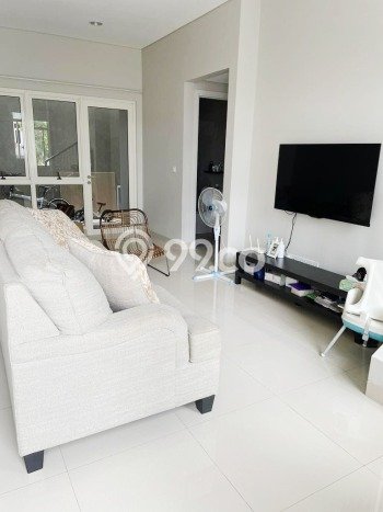 For Sale Hunian Rumah Terawat 4 KT di Bintaro, Tangerang Selatan For Sale Hunian Rumah Terawat 4 KT di Bintaro, Tangerang Selatan