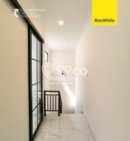 Rumah Luxury Modern Siap Huni di Bintaro Tangerang Selatan Rumah Luxury Modern Siap Huni di Bintaro Tangerang Selatan