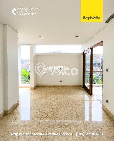Ready to Use! Premium House LT 390m2 Desain Modern di Pondok Indah Ready to Use! Premium House LT 390m2 Desain Modern di Pondok Indah