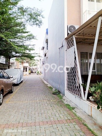 Rumah Luas Asri 3 KT Siap Huni di Bintaro Tangerang Selatan Rumah Luas Asri 3 KT Siap Huni di Bintaro Tangerang Selatan