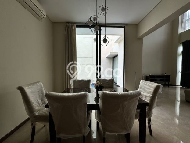 For Sale! Luxury House LT 220m2 Desain Elegan di BSD For Sale! Luxury House LT 220m2 Desain Elegan di BSD