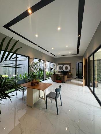 Jual Rumah Luas Elegan Dengan View Eksklusif di BSD, Tangerang Jual Rumah Luas Elegan Dengan View Eksklusif di BSD, Tangerang