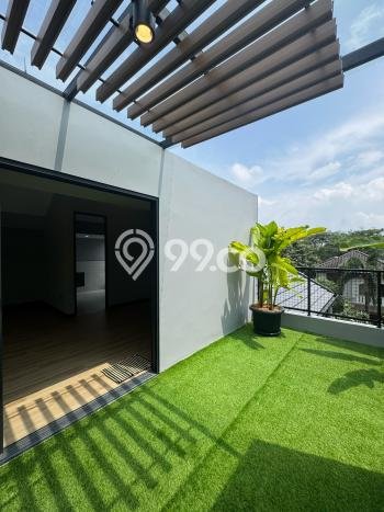Jual Rumah Luas Elegan Dengan View Eksklusif di BSD, Tangerang Jual Rumah Luas Elegan Dengan View Eksklusif di BSD, Tangerang
