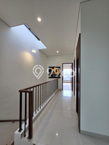 For Sale! Premium House LT 89m2 Desain Modern di Rawamangun For Sale! Premium House LT 89m2 Desain Modern di Rawamangun