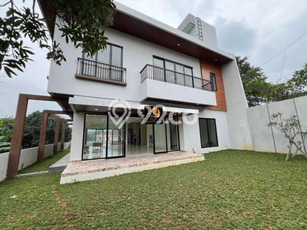 Lokasi Ideal! Vila di Cisarua, Luas 522m2m², Lingkungan Nyaman dan aman Lokasi Ideal! Vila di Cisarua, Luas 522m2m², Lingkungan Nyaman dan aman