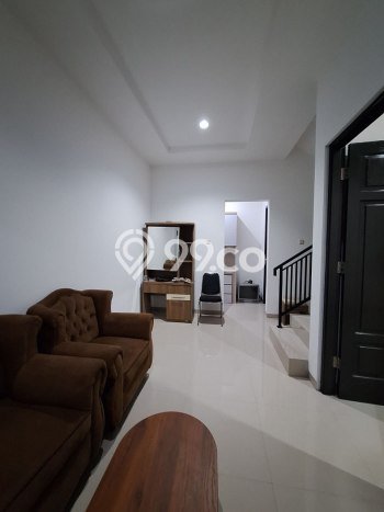 Rumah Modern Minimalis 3 KT Bisa Langsung Pindah di Karang Tengah Rumah Modern Minimalis 3 KT Bisa Langsung Pindah di Karang Tengah