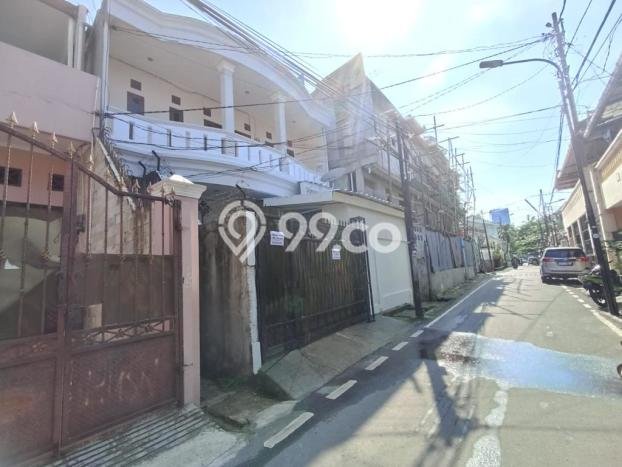 Siap Huni Rumah Mewah 24 Kamar di Senen Dekat ke Mana Pun Siap Huni Rumah Mewah 24 Kamar di Senen Dekat ke Mana Pun