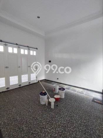 Rumah Elit Modern Tanpa Renovasi di Meruya Jakarta Barat Rumah Elit Modern Tanpa Renovasi di Meruya Jakarta Barat