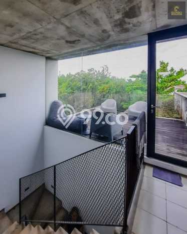 Siap Huni Rumah Mewah 5 Kamar di Pesanggrahan Dekat ke Mana Pun Siap Huni Rumah Mewah 5 Kamar di Pesanggrahan Dekat ke Mana Pun