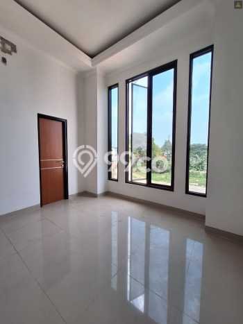 For Sale Rumah 3 Kamar Lokasi Strategis Bagus dan Strategis di Ciputat For Sale Rumah 3 Kamar Lokasi Strategis Bagus dan Strategis di Ciputat