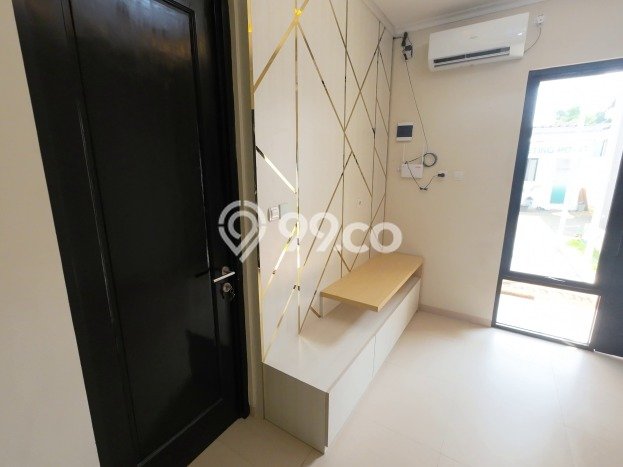 Rumah Modern Minimalis 5 Kamar Siap Huni di Setu Rumah Modern Minimalis 5 Kamar Siap Huni di Setu