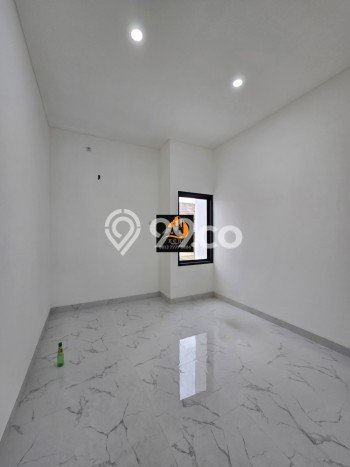 Rumah Luas Asri 5 KT Siap Huni di Cipinang Jakarta Timur Rumah Luas Asri 5 KT Siap Huni di Cipinang Jakarta Timur