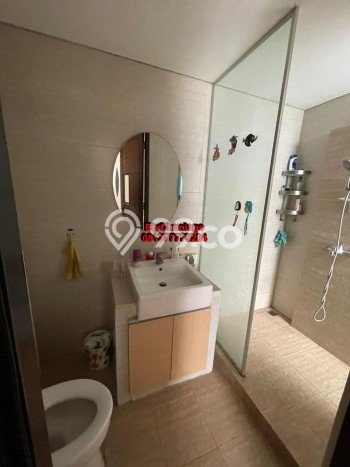 Rumah Modern 4 KT di Condet Jakarta Timur Semi Furnished Rumah Modern 4 KT di Condet Jakarta Timur Semi Furnished