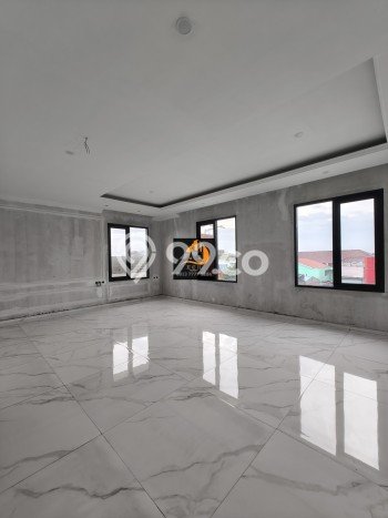 Kantor Bagus Dijual LB 5500m2 Lokasi Strategis Jakarta Timur Area Cocok untuk Berbisnis Kantor Bagus Dijual LB 5500m2 Lokasi Strategis Jakarta Timur Area Cocok untuk Berbisnis