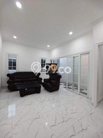 Rumah Modern 3 Kamar LT 153m2 di Jatiwaringin Rumah Modern 3 Kamar LT 153m2 di Jatiwaringin