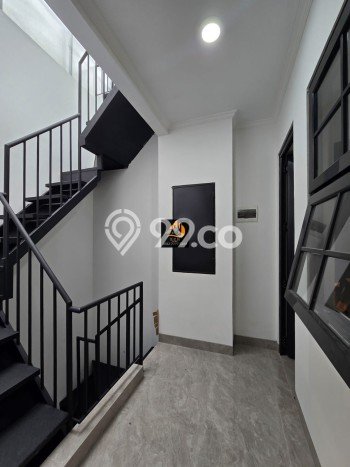 For Sale Rumah Mewah Exclusive di Cempaka Putih, Jakarta Pusat For Sale Rumah Mewah Exclusive di Cempaka Putih, Jakarta Pusat