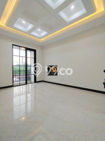 Rumah Modern Minimalis 4 Kamar Siap Huni di Ciracas Rumah Modern Minimalis 4 Kamar Siap Huni di Ciracas