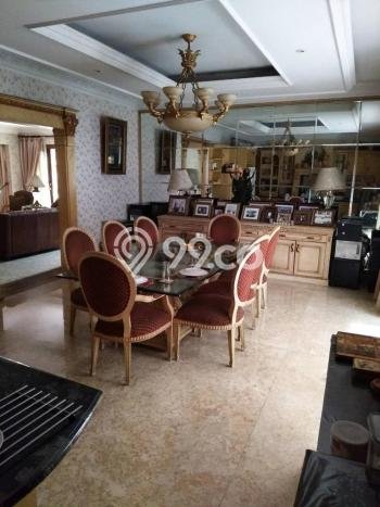 Jual Rumah Mewah Megah Dengan View Eksklusif di Kemanggisan, Jakarta Barat Jual Rumah Mewah Megah Dengan View Eksklusif di Kemanggisan, Jakarta Barat