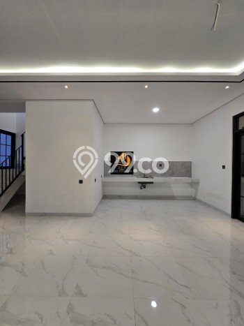 Dijual Hunian Rumah Terawat 4 Kamar di Pondok Bambu, Jakarta Timur Dijual Hunian Rumah Terawat 4 Kamar di Pondok Bambu, Jakarta Timur