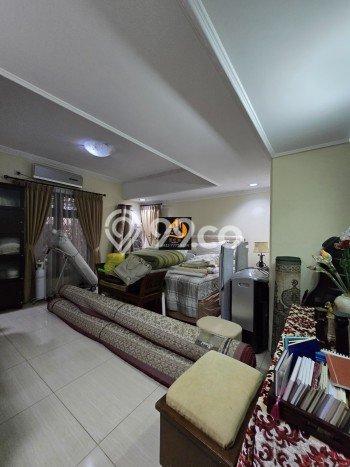 For Sale! Premium House LT 328m2 Desain Modern di Pulomas For Sale! Premium House LT 328m2 Desain Modern di Pulomas