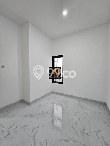Rumah Luas Asri 5 KT Siap Huni di Cipinang Jakarta Timur Rumah Luas Asri 5 KT Siap Huni di Cipinang Jakarta Timur
