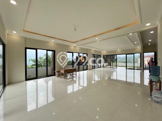 Lokasi Ideal! Vila di Cisarua, Luas 522m2m², Lingkungan Nyaman dan aman Lokasi Ideal! Vila di Cisarua, Luas 522m2m², Lingkungan Nyaman dan aman