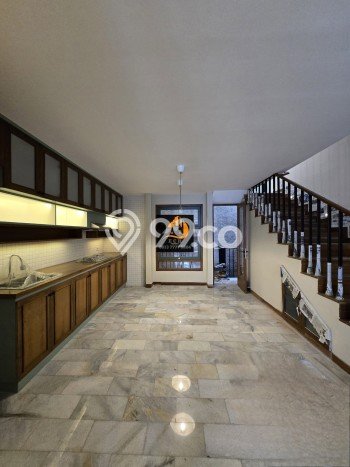 Rumah Elit Modern Siap Huni di Cipinang Jakarta Timur Rumah Elit Modern Siap Huni di Cipinang Jakarta Timur