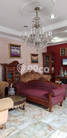 Rumah Eksklusif Siap Huni LT 161m2 di Matraman, Jakarta Timur Rumah Eksklusif Siap Huni LT 161m2 di Matraman, Jakarta Timur