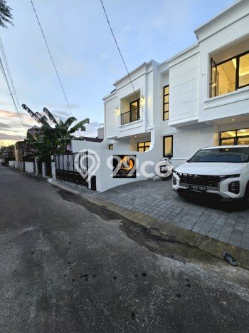 Dijual Hunian Rumah Terawat 4 Kamar di Pondok Bambu, Jakarta Timur Dijual Hunian Rumah Terawat 4 Kamar di Pondok Bambu, Jakarta Timur