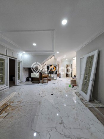 Siap Huni Rumah Mewah 6 Kamar di Tebet Dekat ke Mana Saja Siap Huni Rumah Mewah 6 Kamar di Tebet Dekat ke Mana Saja