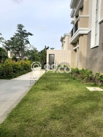 UNIT SPESIAL! Rumah area Batam Centre, 4 KM, Akses Fasilitas, LT 280m² Bangunan 220m² UNIT SPESIAL! Rumah area Batam Centre, 4 KM, Akses Fasilitas, LT 280m² Bangunan 220m²