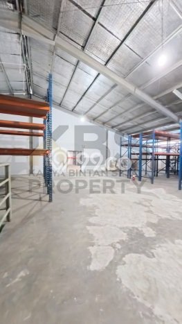 Gudang Disewa di Batam dengan LB 2160m2 Area Komersial Ramai Gudang Disewa di Batam dengan LB 2160m2 Area Komersial Ramai