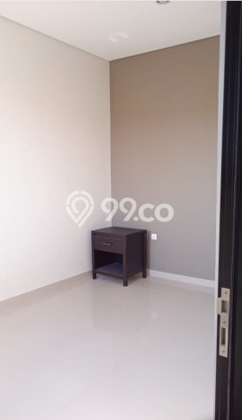 Jual Rumah Eksklusif 4 KT di Medokan Ayu, Surabaya Jual Rumah Eksklusif 4 KT di Medokan Ayu, Surabaya