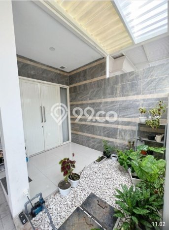 Ready to Use! Premium House LT 156m2 Desain Modern di Sutorejo Ready to Use! Premium House LT 156m2 Desain Modern di Sutorejo