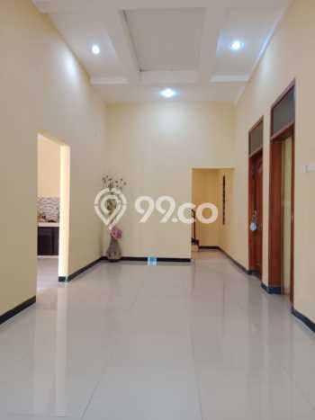 Dijual Cepat Rumah Favorit Siap Huni LB 72m2 di Wiyung, Surabaya Dijual Cepat Rumah Favorit Siap Huni LB 72m2 di Wiyung, Surabaya